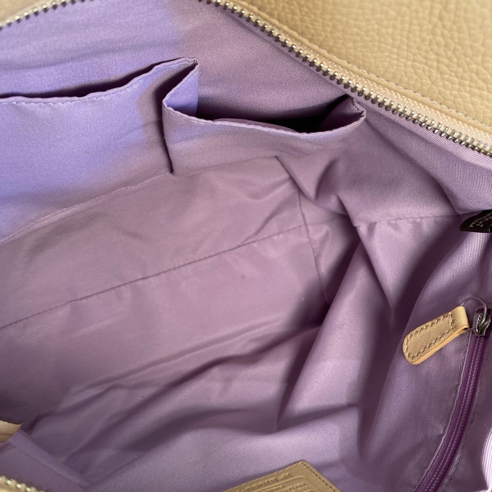 Coach Pebbled Leather Duffle Bag Soho Handbag Mint XL Crossbody East West beige - Picture 10 of 16
